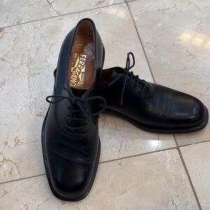 Salvatore Ferragamo Men's Classic Black Oxfords